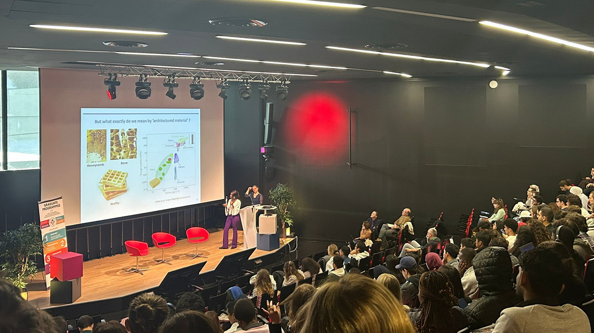 Conférence durant la Journée de Rentrée (jpeg, 317Ko)